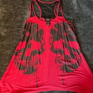 Red skull tank by hot topic size medium
